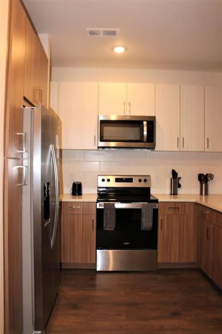 Luxury In The Gulch Apartamento Nashville Exterior foto